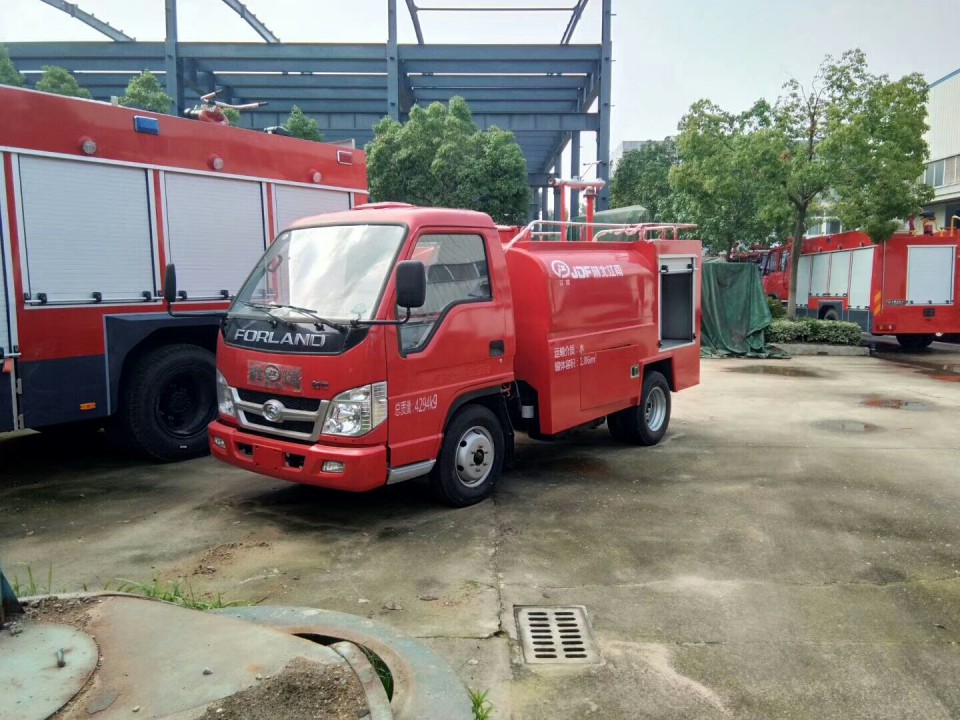 福田消防洒水车