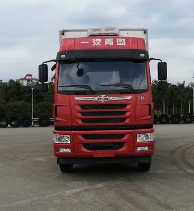 解放三轴锡柴295马力7.7米冷藏车