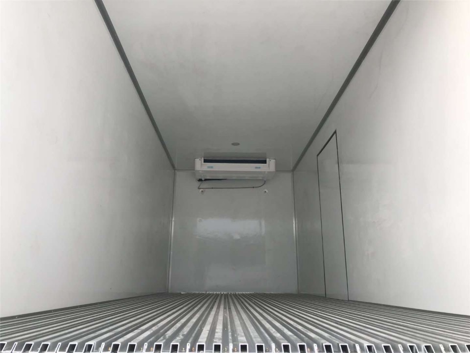 湖北程力东风天锦6米1冷藏车 (8)