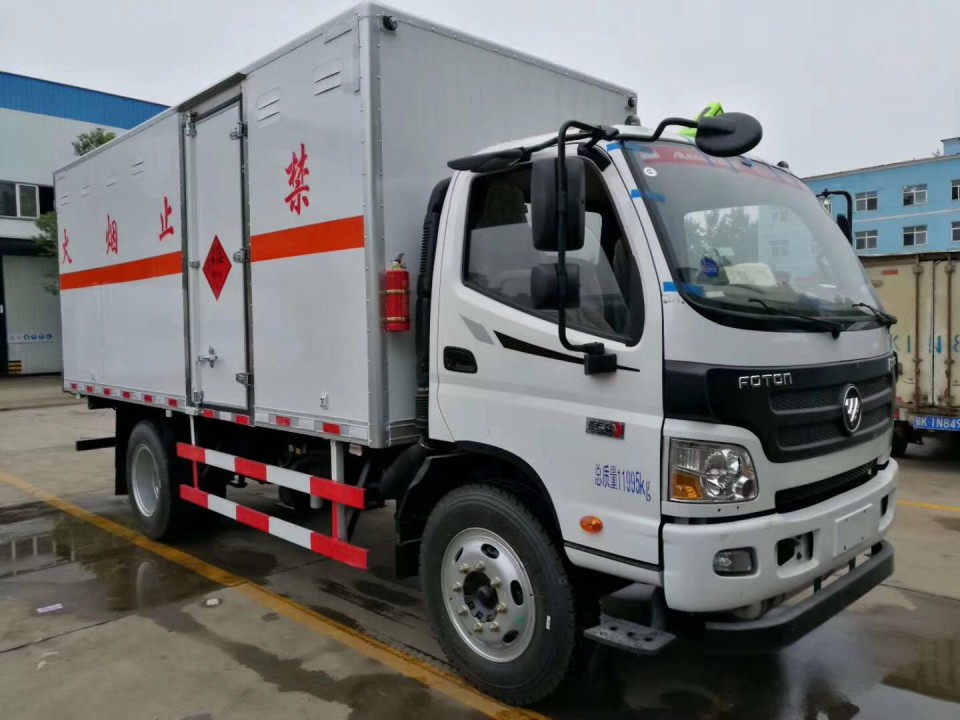 湖北程力福田欧马可4吨爆破器材运输车 (10)