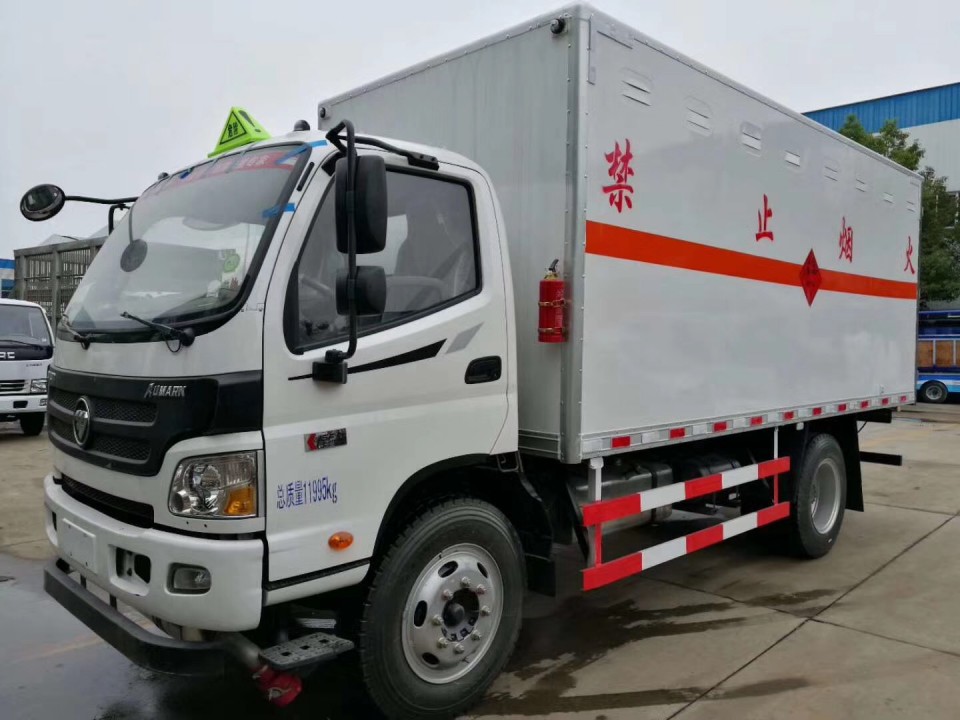 湖北程力福田欧马可4吨爆破器材运输车 (12)