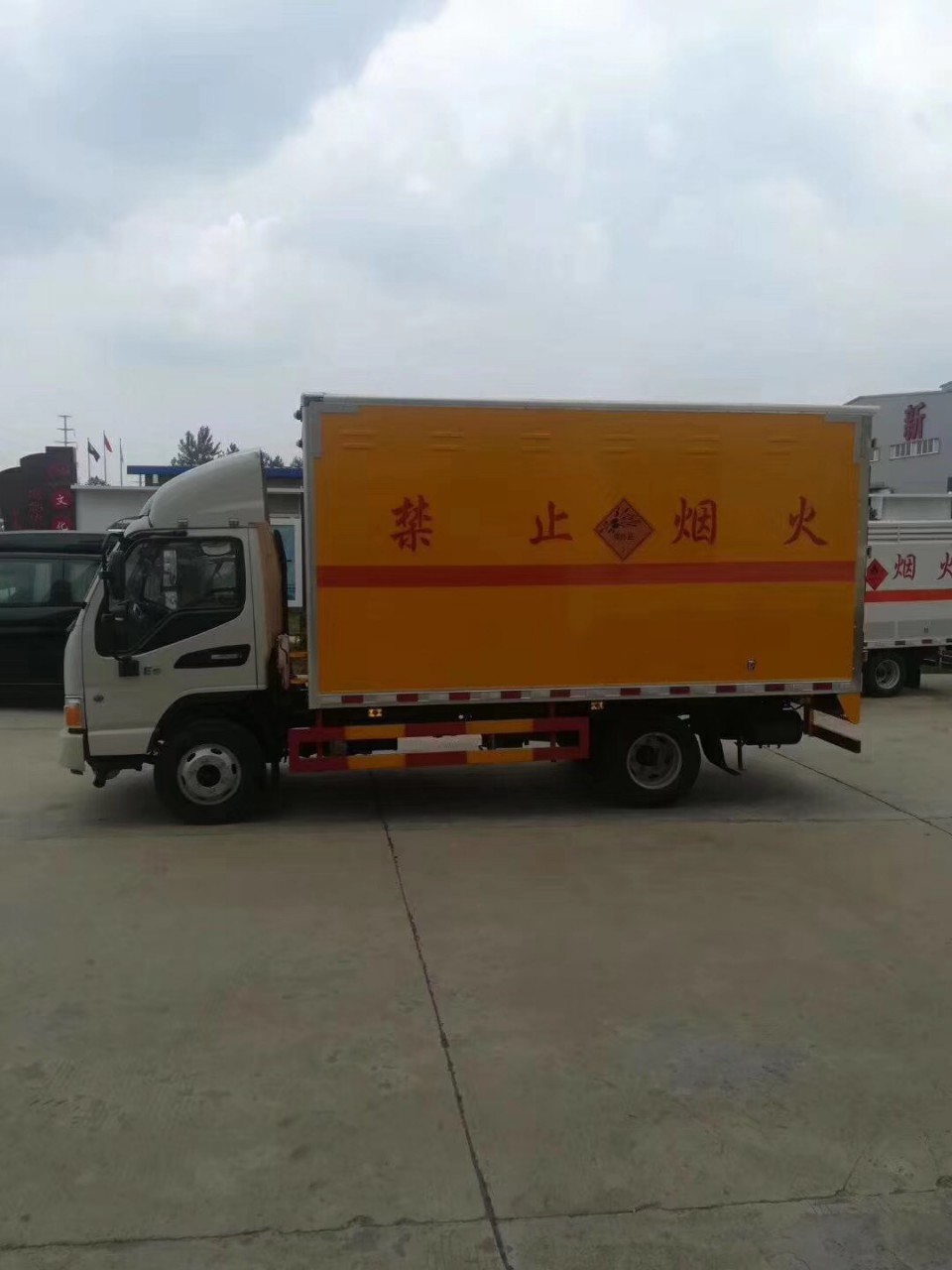 湖北程力江淮4吨爆破器材运输车 (8)