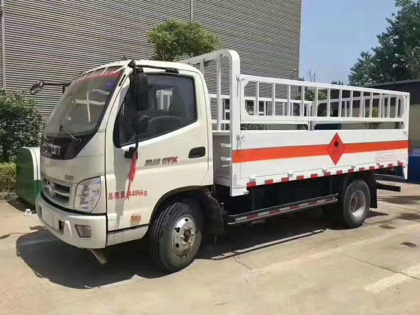湖北程力福田奥铃4米2气瓶运输车 (14)