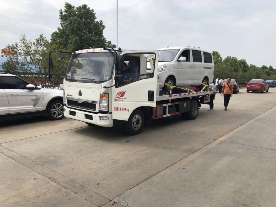 湖北程力重汽豪沃蓝牌一拖二道路清障车救援车 (24)