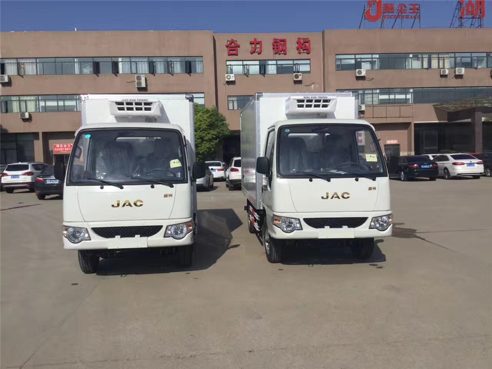 江淮康玲X1 3米1程力小型冷藏车 (14)