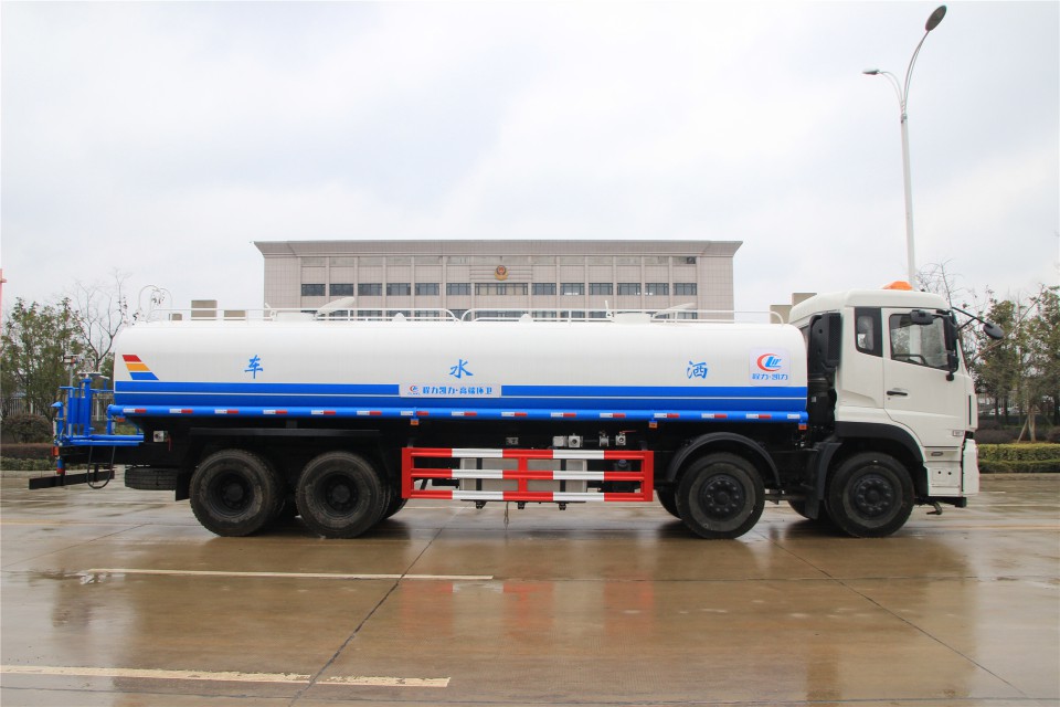 东风天龙20吨20方湖北程力集团洒水车 (24)