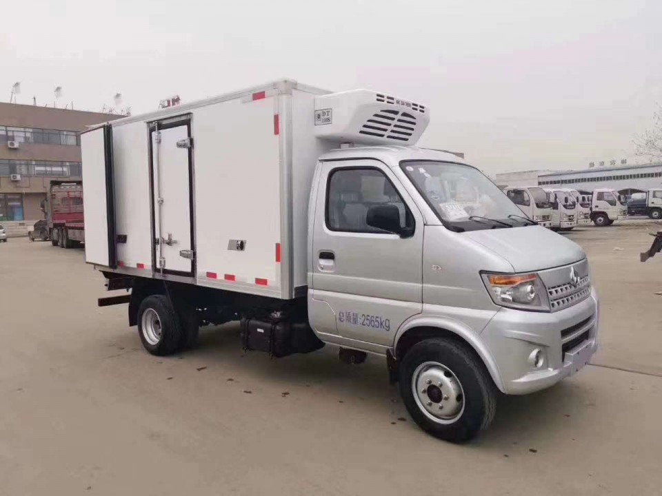 程力国六长安神琪T20 3米2小型冷藏车 (1)